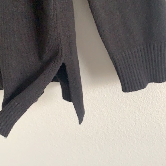 Anthropologie VNeck Black Wool Sweater Side Slit Size S. - Picture 11 of 11